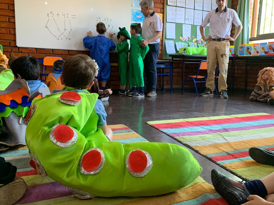 Los Molinos Primaria abrió sus puertas para mostrar parte de todo lo trabajado a lo largo de est (1)