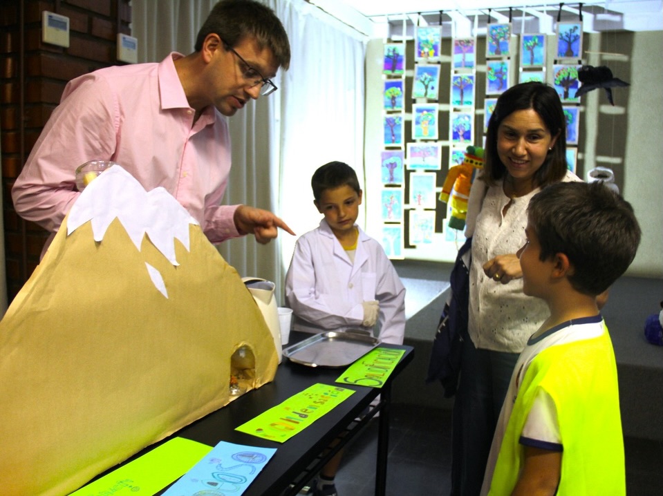 Los Molinos Primaria abrió sus puertas para mostrar parte de todo lo trabajado a lo largo de est (4)