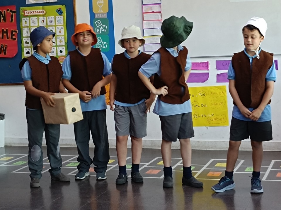 Los Molinos Primaria abrió sus puertas para mostrar parte de todo lo trabajado a lo largo de est (6)