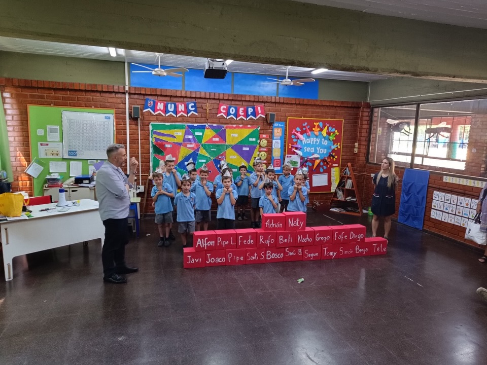 Los Molinos Primaria abrió sus puertas para mostrar parte de todo lo trabajado a lo largo de est (9)